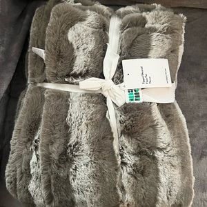 New Nordstrom Tipped Sheard Striped Faux Fur Throw - 50in X 60in